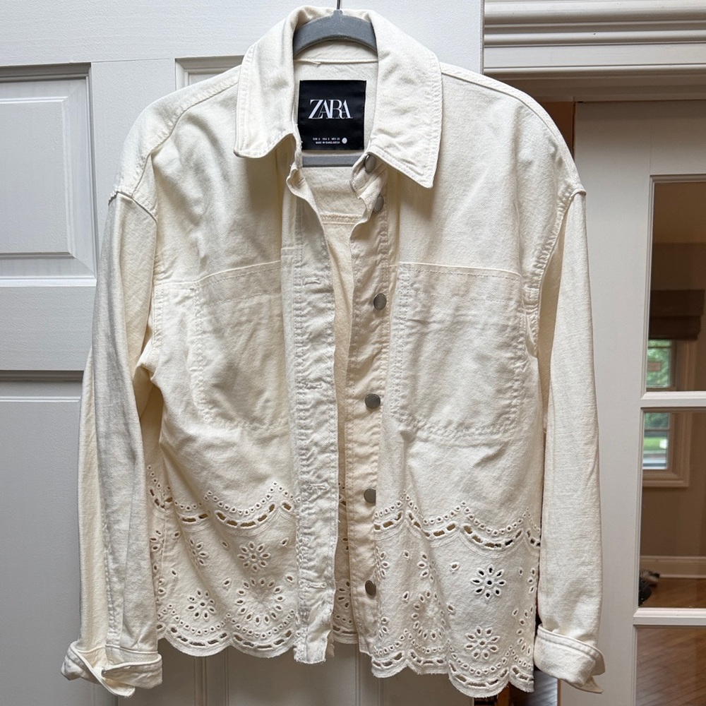 ZARA Cream Eyelet Hem Denim-Style Jacket